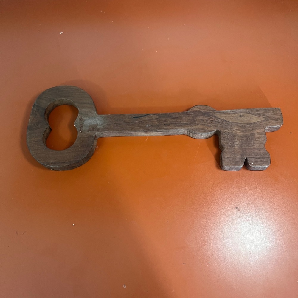 Vintage Oversized Wooden Skeleton Key Wall Decor Rustic Farmhouse 14.5 Inch